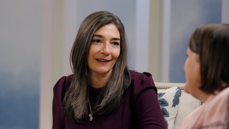 Sœur Andrea Muñoz Spannaus, deuxième conseillère dans la présidence générale des Jeunes Filles, s'exprime le mercredi 22 avril 2026 sur le podcast Church News.