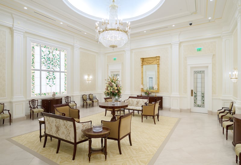 Une réplique grandeur nature d'une salle céleste au centre d'accueil de Temple Square.