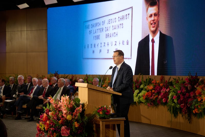 Frère Clark G. Gilbert du Collège des douze apôtres prend la parole lors du séminaire 2026 pour les nouveaux présidents de mission au centre de formation des missionnaires de Provo à Provo, Utah, le 19 juin 2026.