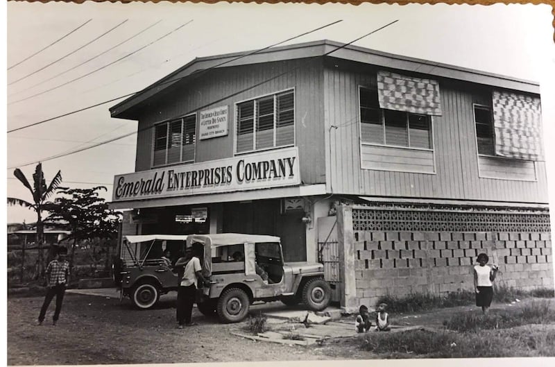 La première salle de réunion louée de l'Église à Davao City, Philippines, à la fin des années 1960.