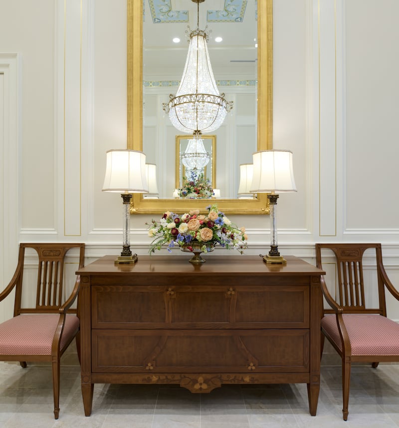 Un miroir à l'intérieur du temple de Cleveland, en Ohio.