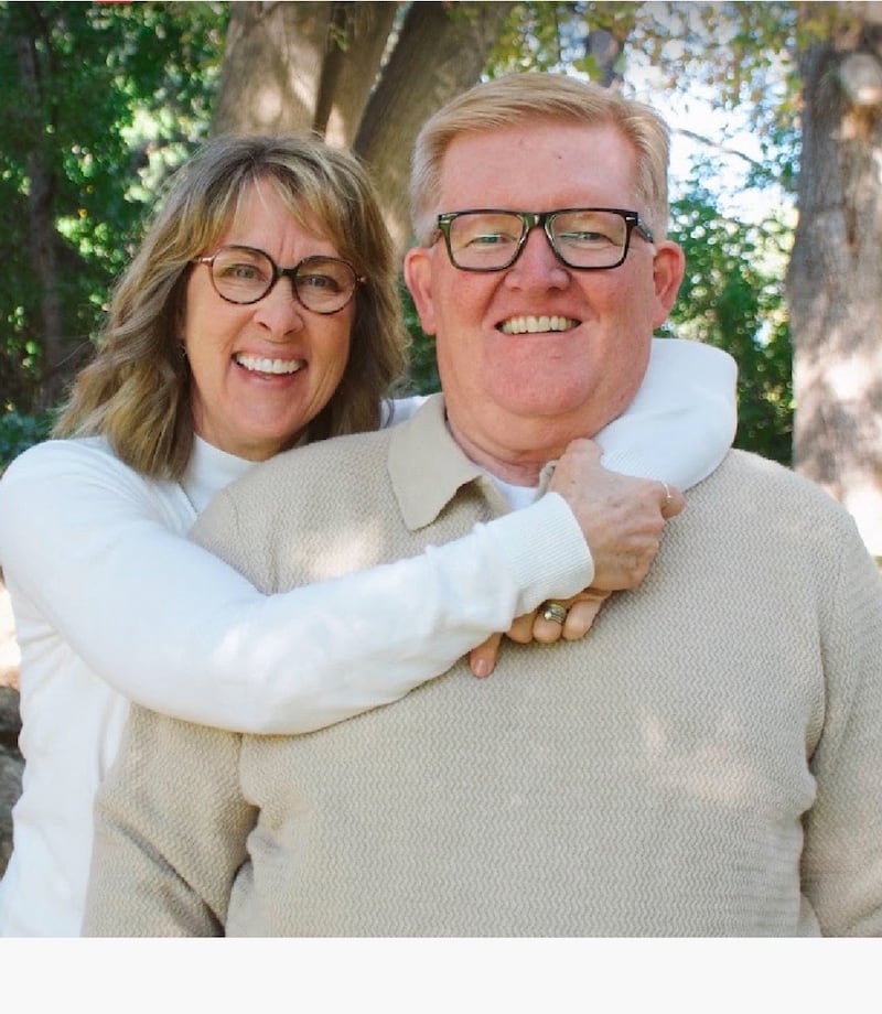 R. Kelly Haws, adjoint au commissaire à l'éducation de l'Église, et sa femme, Connie Haws.