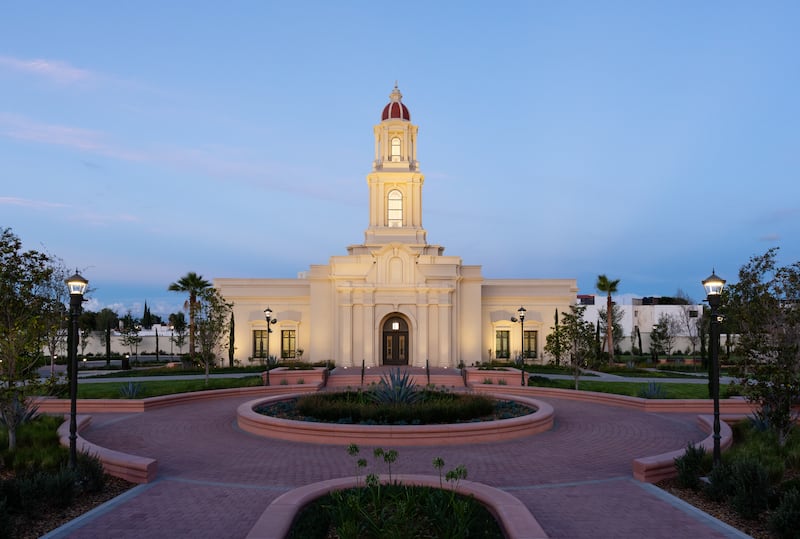 Le temple de San Luis Potosí (Mexique) au crépuscule.