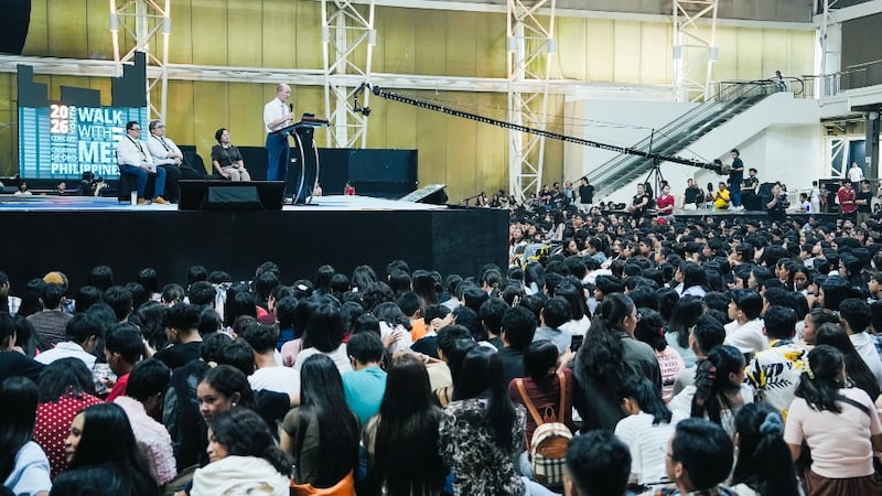 frère Steven D. Shumway prend la parole à Cagayan de Oro (Philippines), le 19 septembre 2026.