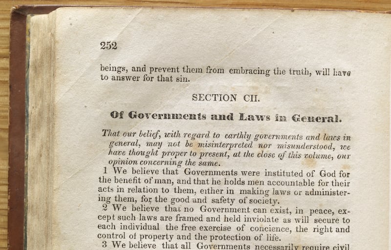 Capture d’écran du site Internet des Joseph Smith Papers montrant le texte original de la section 134 des Doctrine et Alliances actuelles, rédigé vers août 1835.