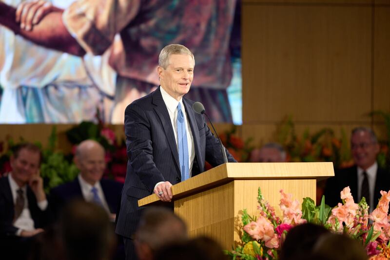 Frère David A. Bednar, du Collège des douze apôtres, s'exprime lors du séminaire 2026 pour les nouveaux présidents de mission au centre de formation des missionnaires de Provo à Provo, Utah, le samedi 20 juin 2026