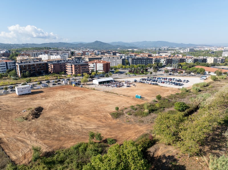 Une vue aérienne du site du futur temple de Barcelone (Espagne), lors de sa cérémonie d'ouverture du chantier le samedi 19 septembre 2026, à Barcelone, en Catalogne (Espagne).