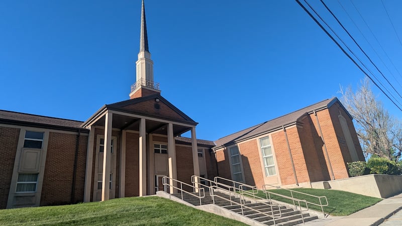 Le centre de pieu de Murray, Utah, de l'Eglise de Jesus-Christ des Saints des Derniers Jours, photographie le 24 avril 2026.