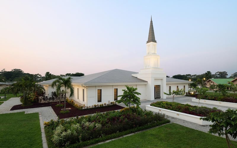 Le temple de Kinshasa (République démocratique du Congo).