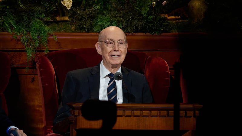 Le president Henry B. Eyring, premier conseiller dans la Premiere Presidence, s'adresse a l'assemblee lors de la session du samedi matin de la 196e conference generale annuelle de l'Eglise de Jesus-Christ des Saints des Derniers Jours au Conference Center a Salt Lake City, le 4 avril 2026.