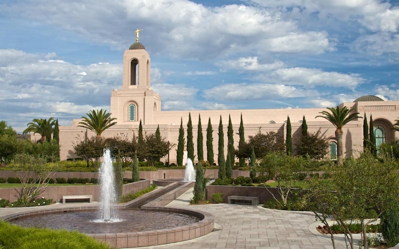 Le temple de Newport Beach, en Californie.