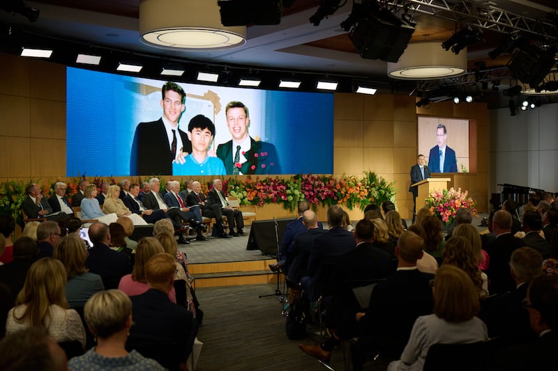 Frère Clark G. Gilbert du Collège des douze apôtres s'exprime lors du séminaire 2026 pour les nouveaux présidents de mission au centre de formation des missionnaires de Provo à Provo, Utah, le 19 juin 2026.