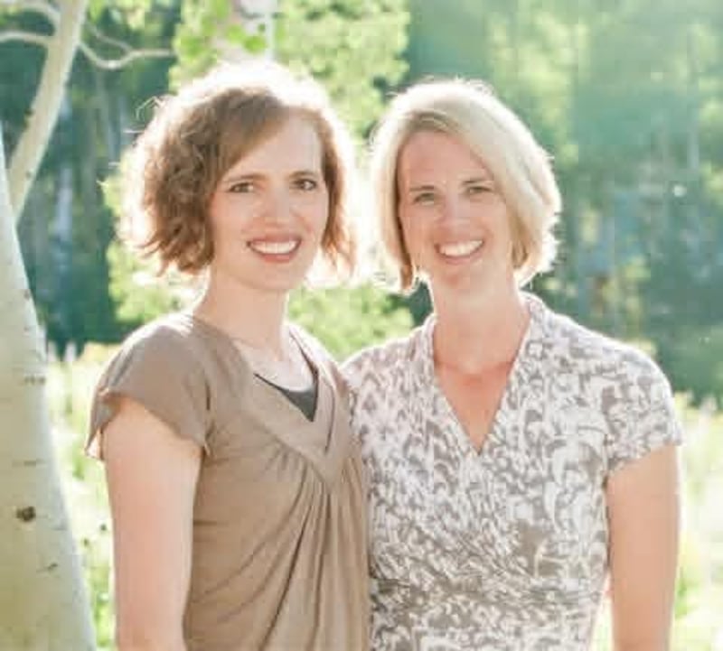 Rachel Pettit Mohlman, à gauche, et Anna M. Molgard photographiées en 2011.