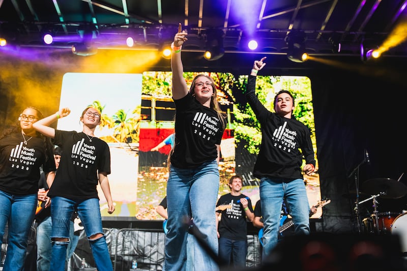 Des artistes chantent sur scène pour le festival de musique pour la jeunesse de Las Vegas à l'UNLV, le samedi 17 octobre 2026.