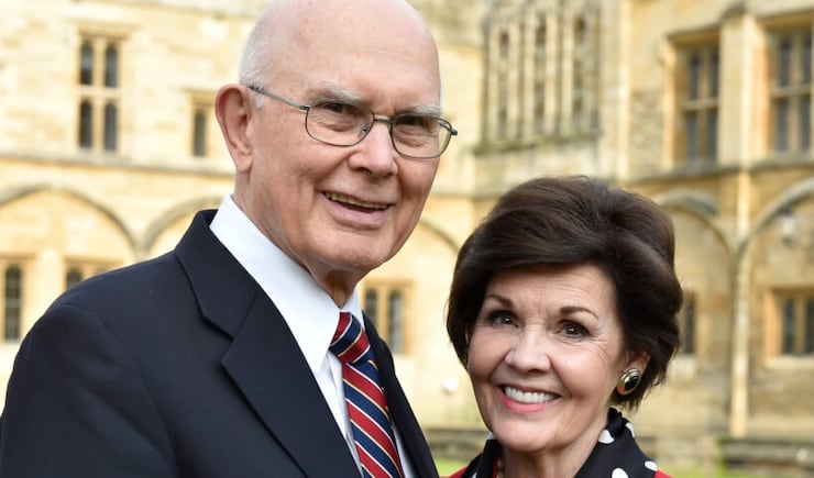 Elder Dallin H. Oaks, with his wife Sister Kristen Oaks, stand on the campus of England’s Oxford University.