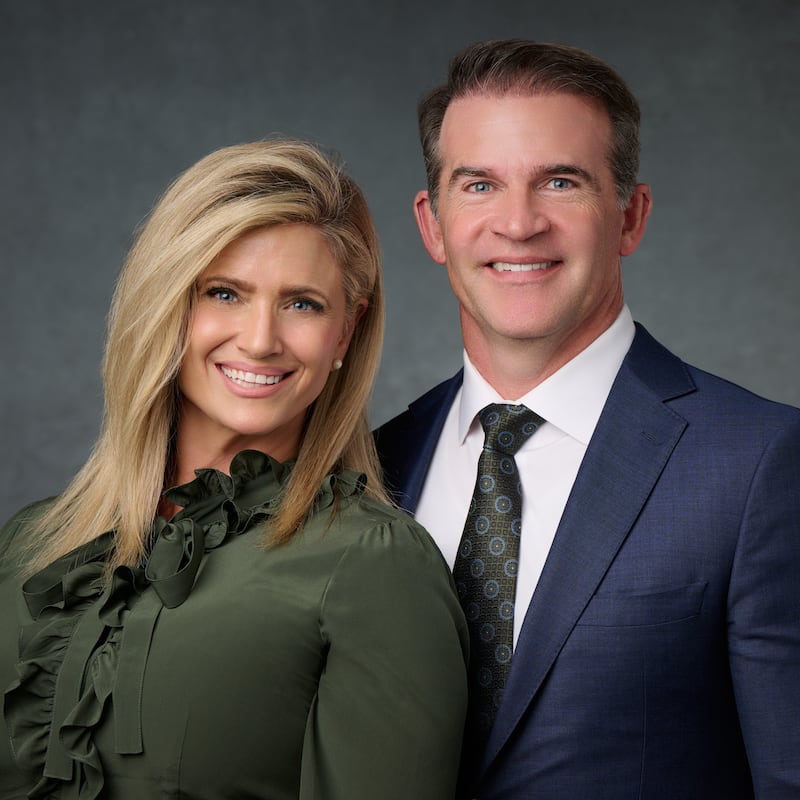 Case M. Lawrence et Kerri L. Lawrence, qui serviront comme président et compagne de la mission de Budapest, en Hongrie, à partir de juillet 2026.
